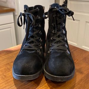 Maurice’s Size 10 Black Side Zip Booties
